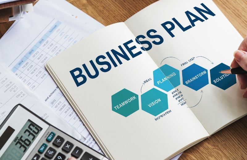 Comment rédiger un business plan simple quand on débute?
