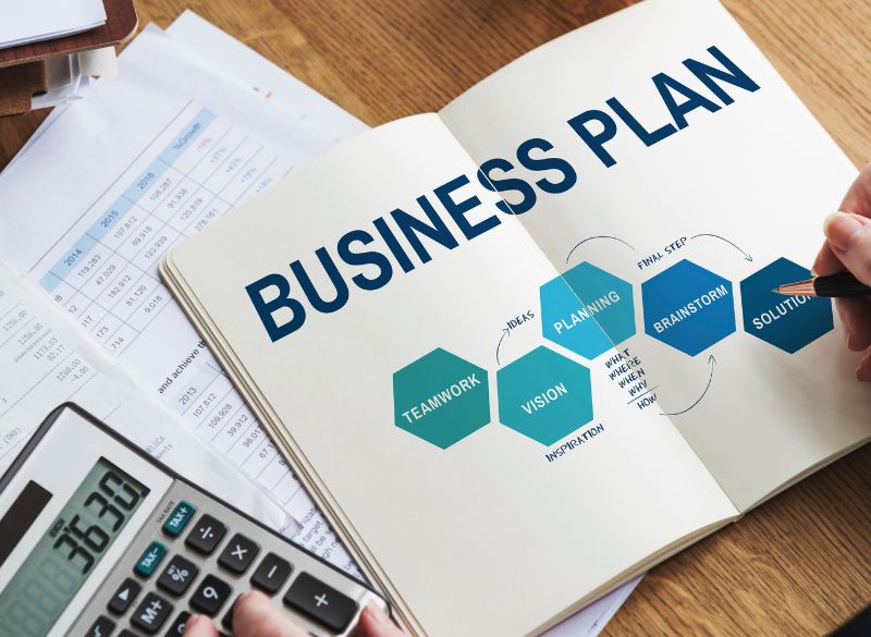 Comment rédiger un business plan simple quand on débute?
