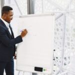 Formation courte ou longue : quelle option choisir selon son projet professionnel ?
